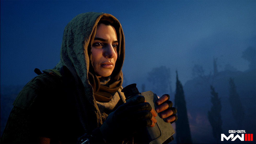 Recensione della campagna Call of Duty Modern Warfare 3: Claudia Doumit nel ruolo di Farah Karim