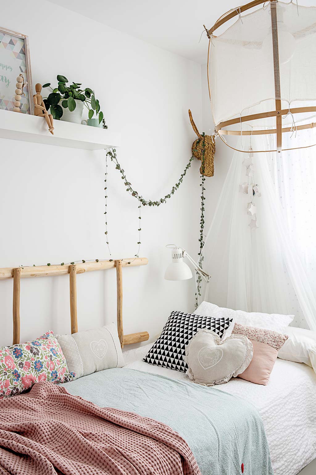 cama con cojines para adolescente