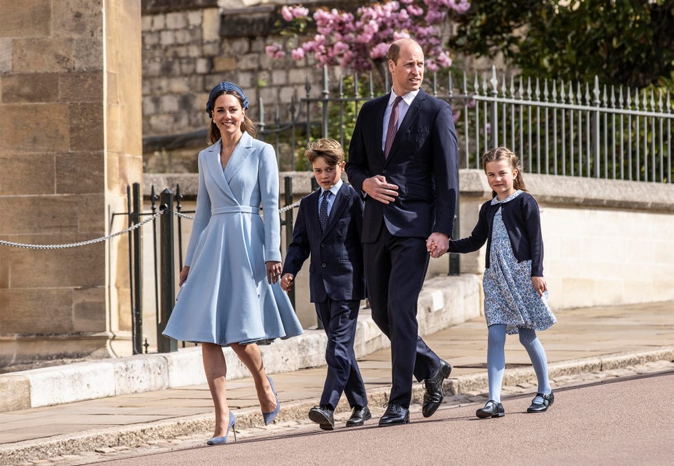 kate middleton princess anne maternity visit