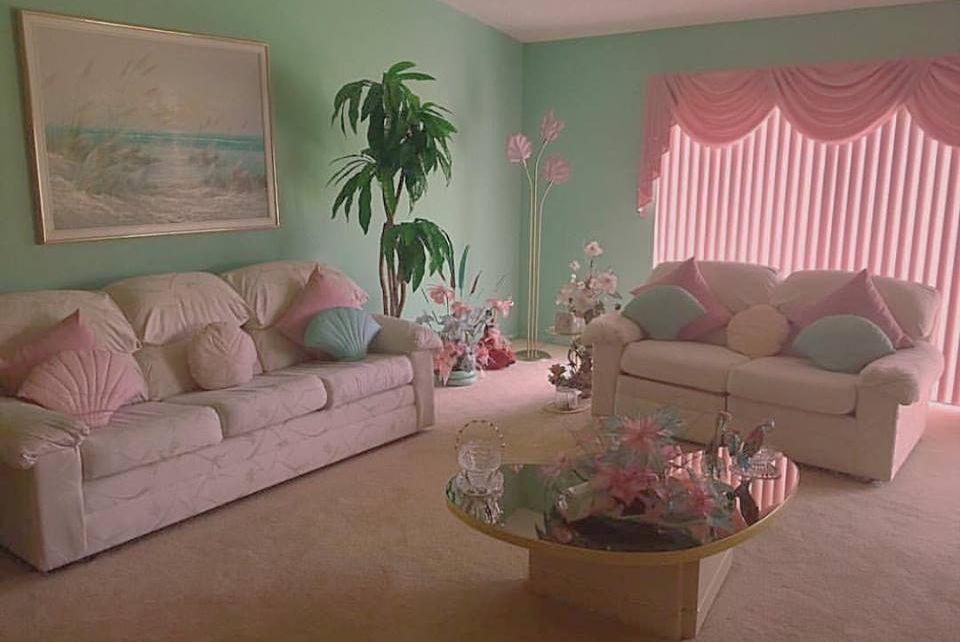 Living room, Furniture, Room, Pink, Couch, Interior design, Loveseat, studio couch, Floor, Table, 