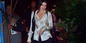 camicia satin autunno 2023 kendall jenner