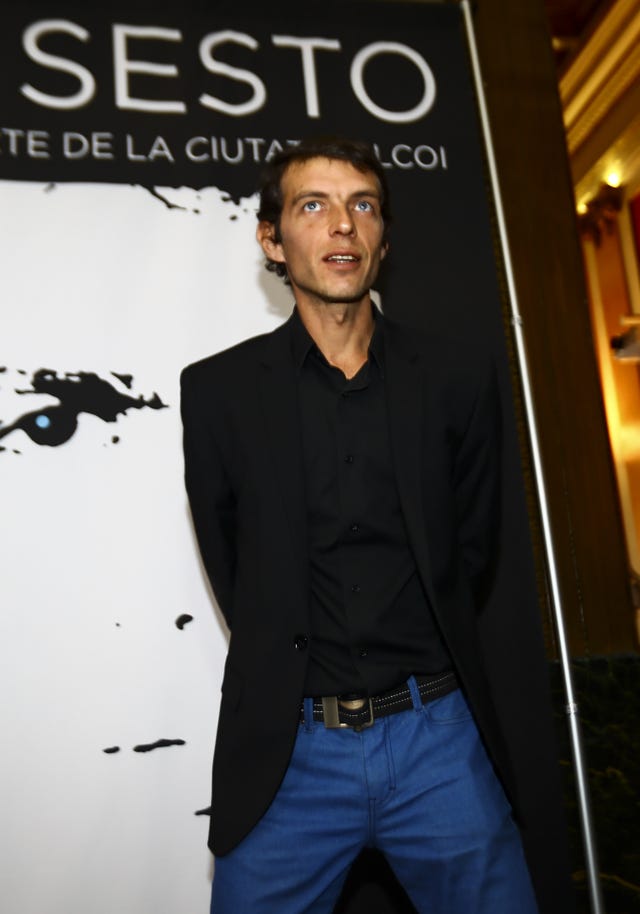Camilo Blanes denuncia un robo de joyas camilo blanes denuncia un robo de joyas