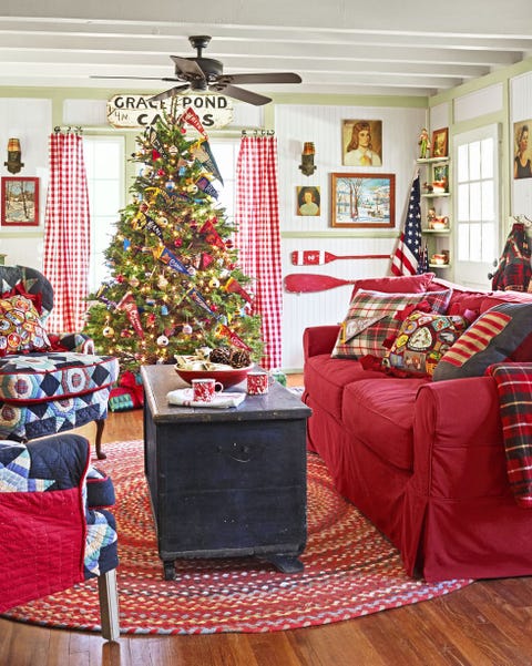 Camp Christmas House Tour - Camp Christmas Decorating Ideas