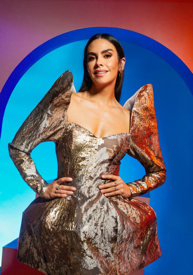 cristina pedroche en el posado de las campanadas de antena 3