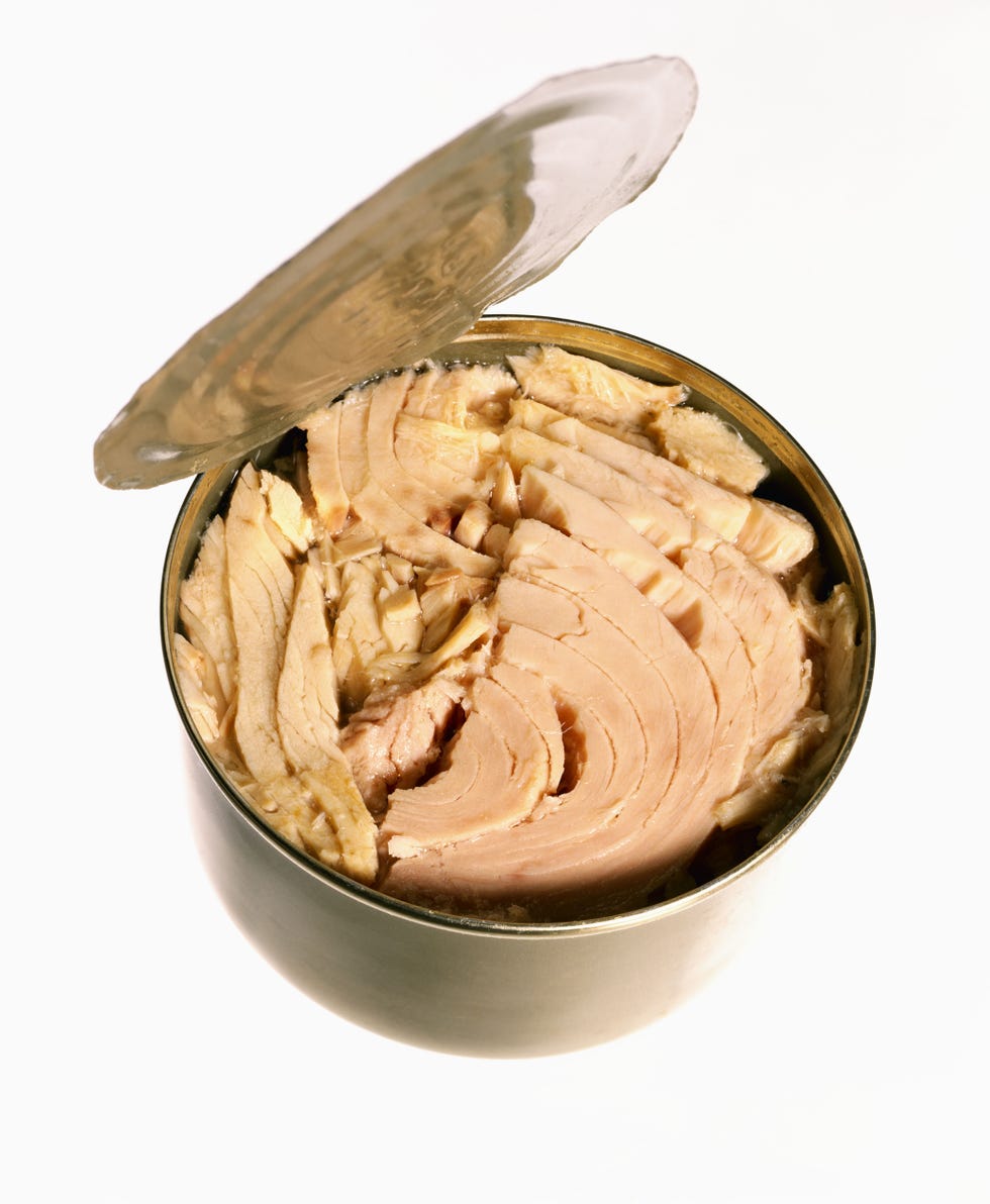 can of tuna with open lid