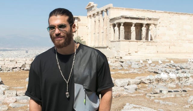 can yaman en grecia