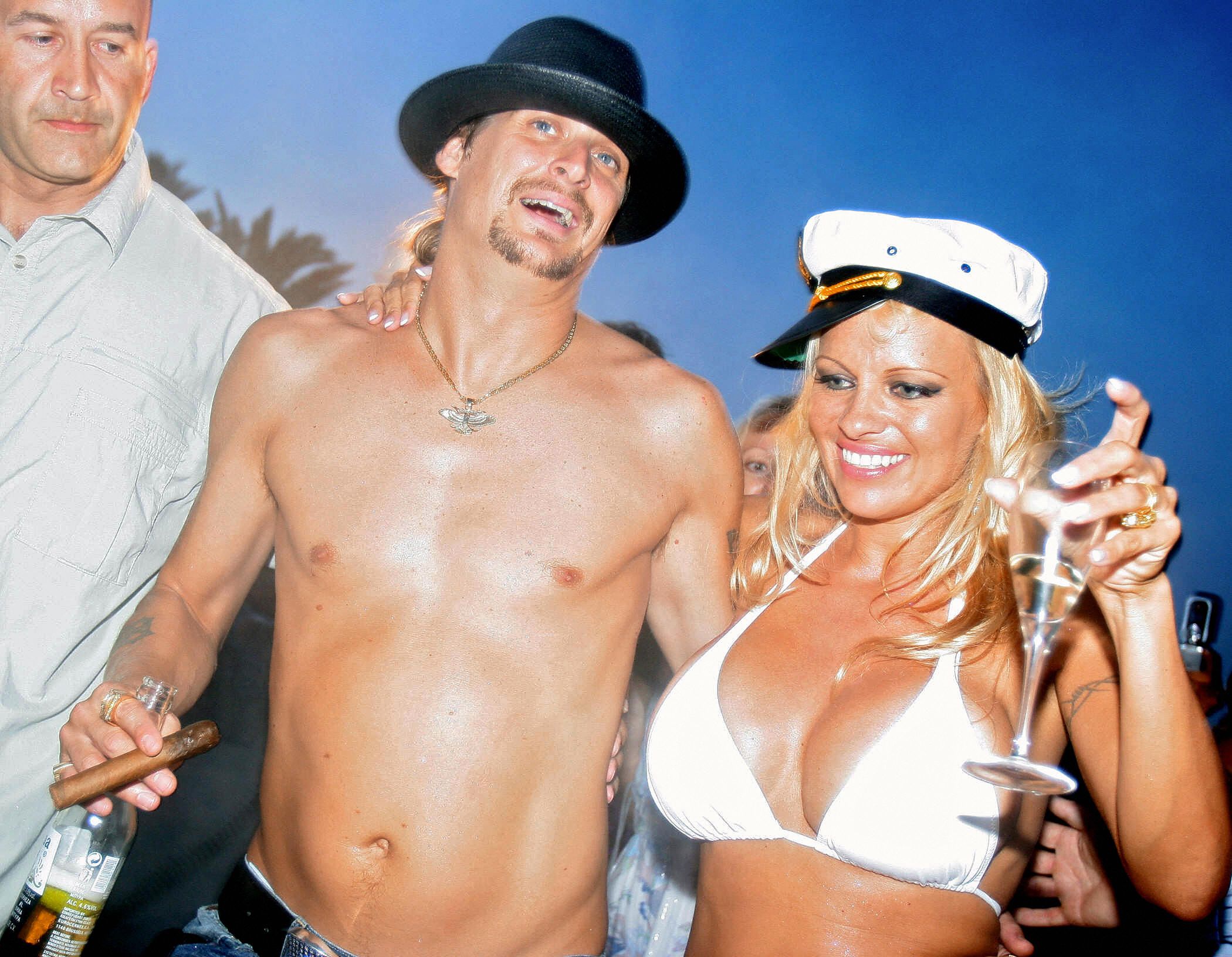 Pamela Anderson and Kid Rock Divorced Over 'Borat', according to Sacha Baron Cohen