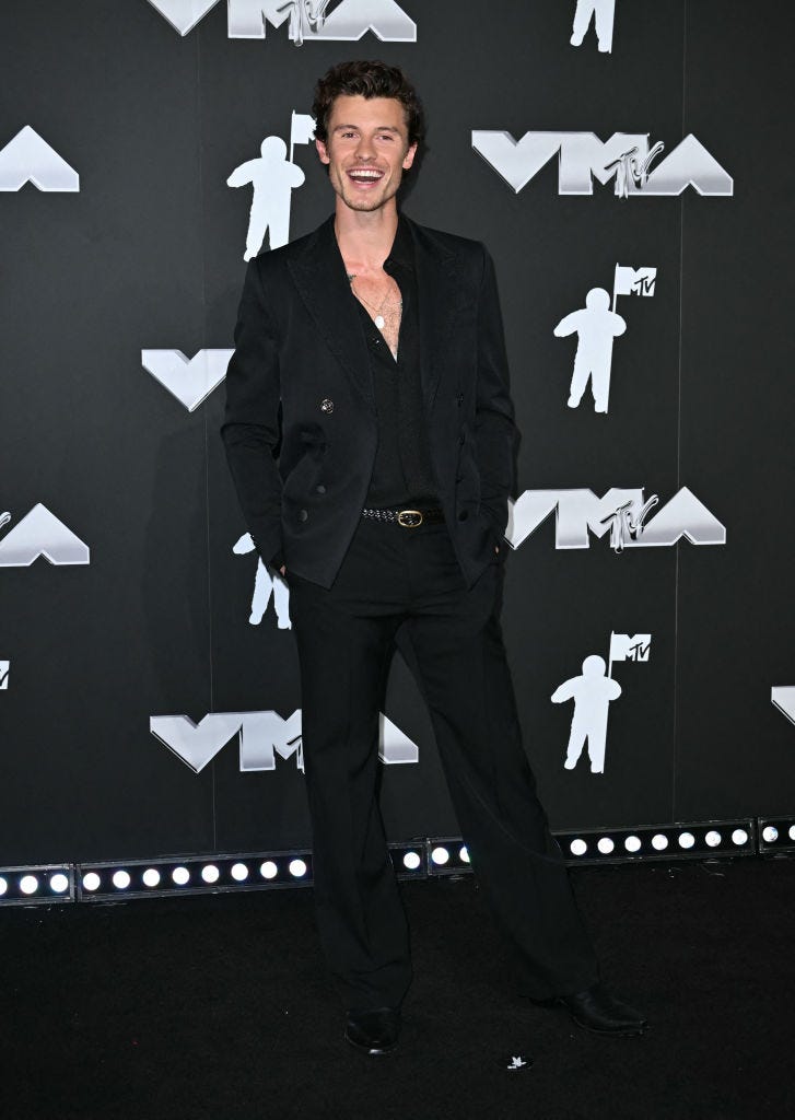 us entertainment music award mtv arrivals