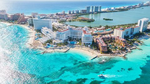 preview for You Could Get Paid $60,000 to Live in Cancun For Six Months