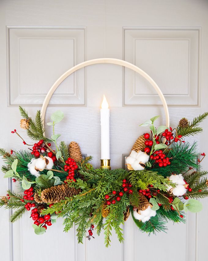 DIY Christmas door decoration candle wreath