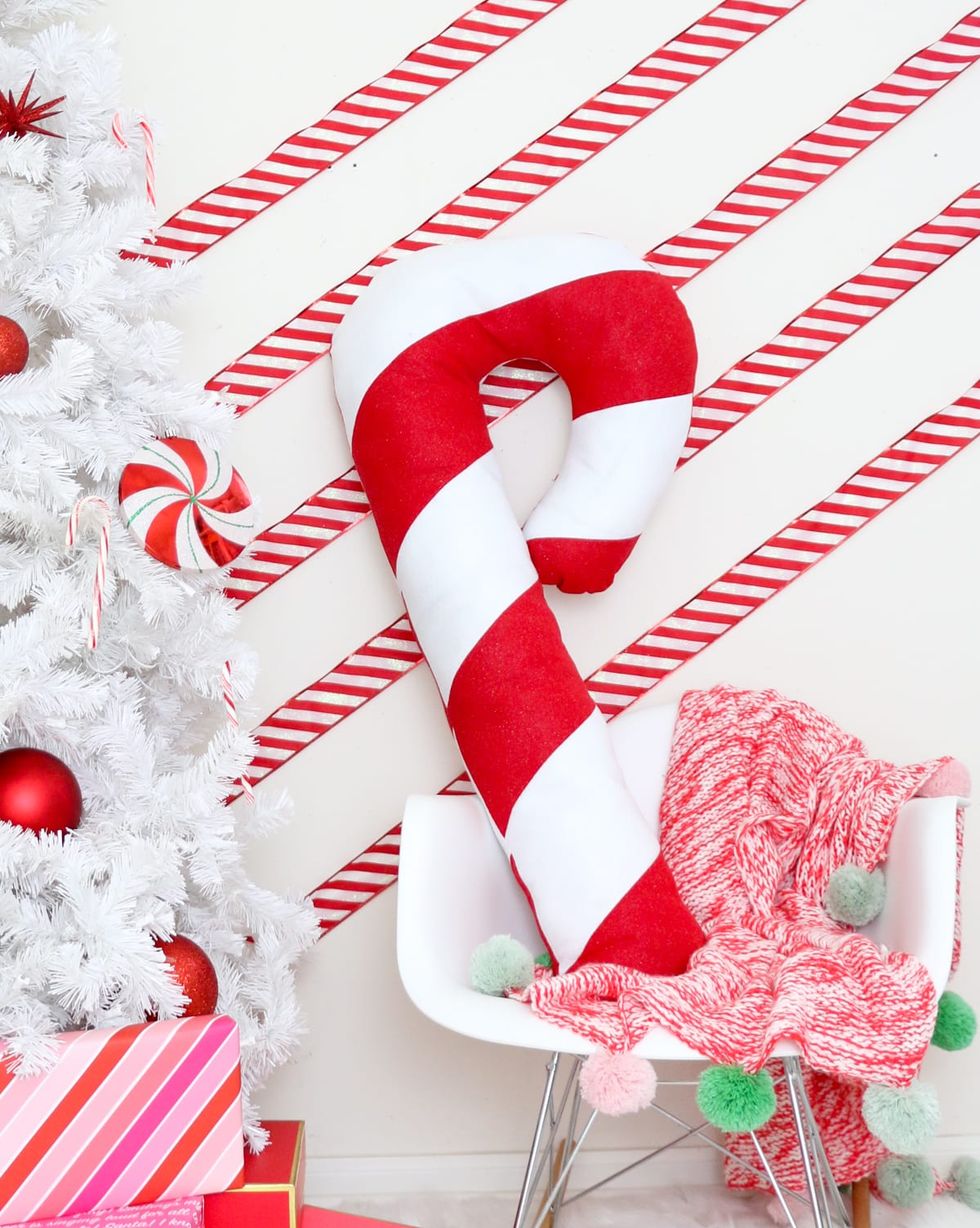 How to Make Christmas Ribbon Bows: 12 Easy DIY Bows - Aubree Originals