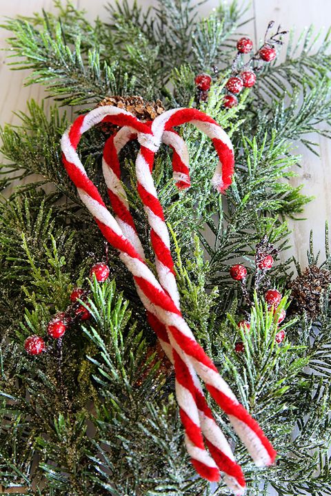 candy cane crafts pipe cleaner candy cane