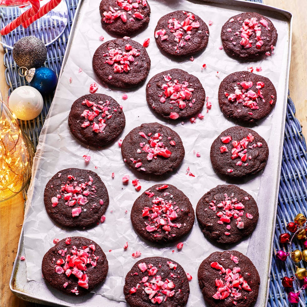 candy cane crunch cookies