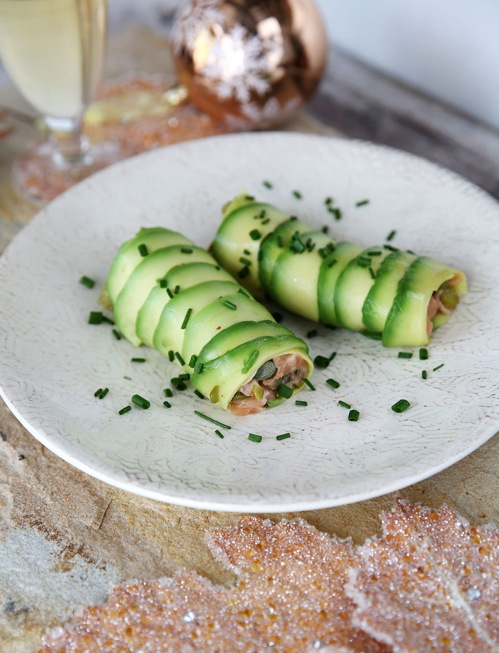 Canelones de aguacate con salmón ahumado