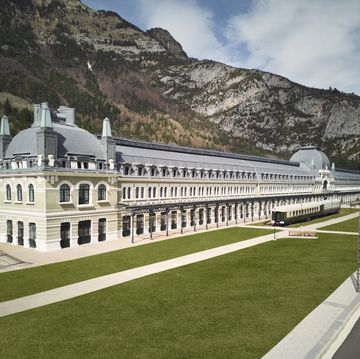 canfranc hotel