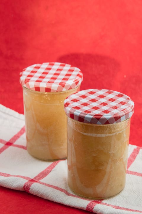 Canned applesauce