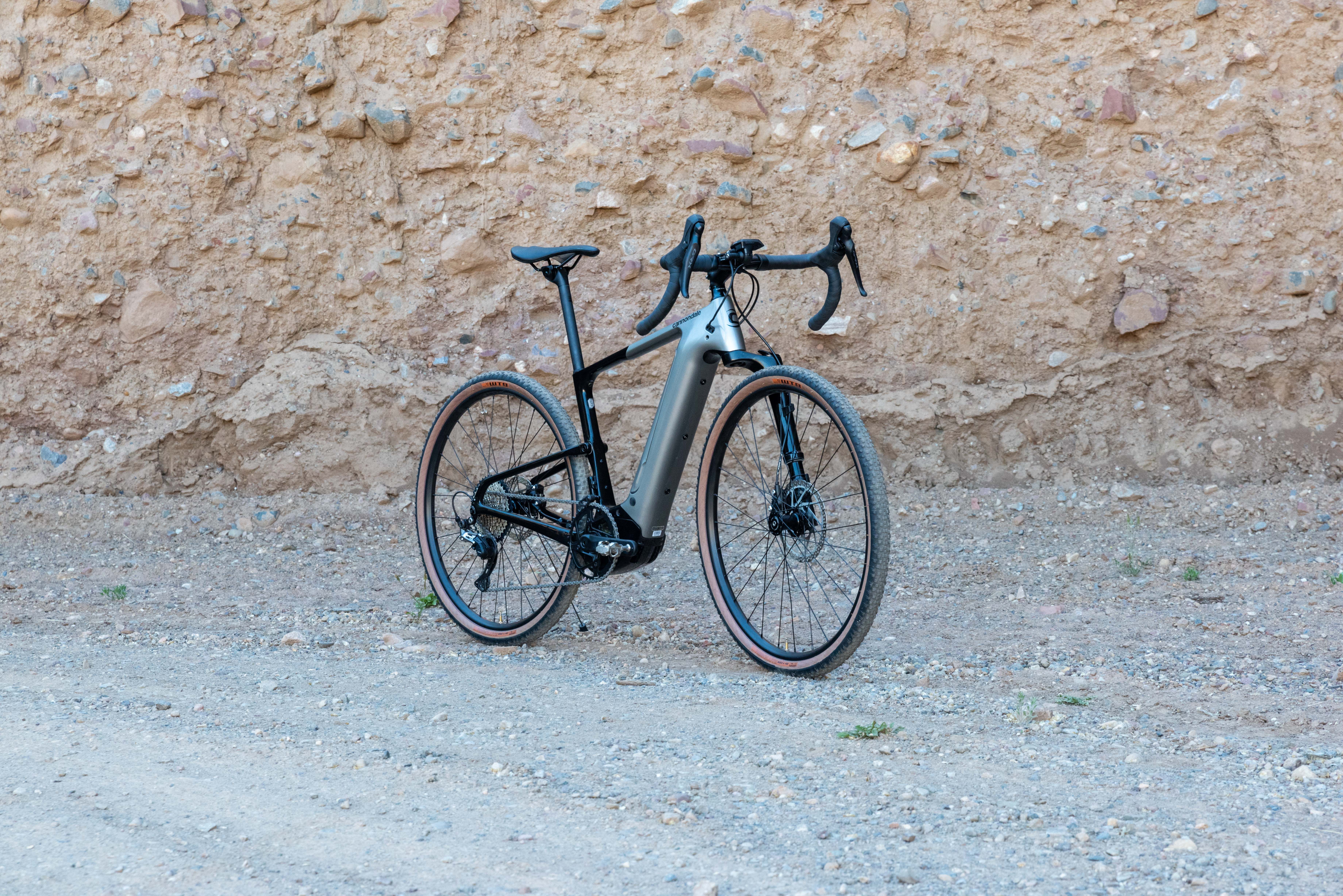 Cannondale Topstone Neo Carbon 3 Lefty Review - Best Electric Bikes