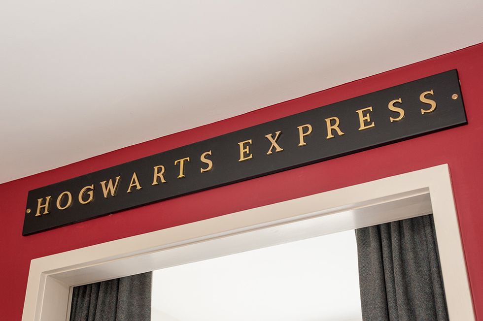 There's a Harry Potter-themed holiday home in Edinburgh that you can rent out