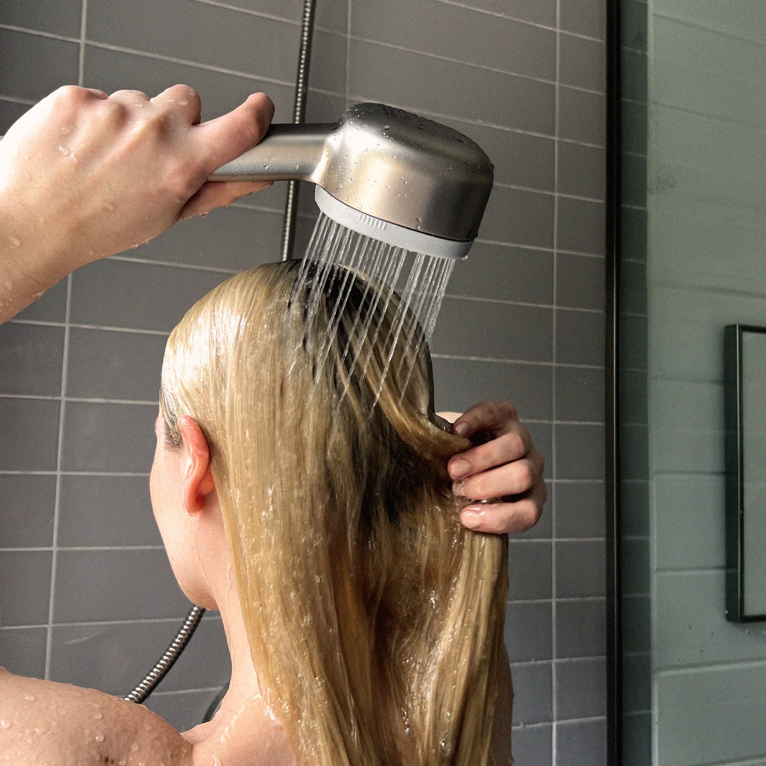 Wait, Nobody Told You That Switching to a Filtered Showerhead Would Give You Rly Good Hair?!