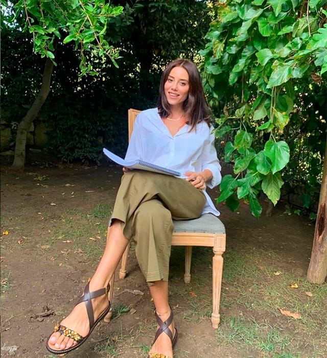cansu dere sadakatsız infiel doctora foster