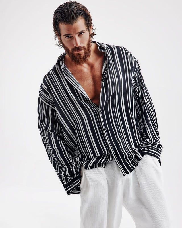 can yaman escribe libro