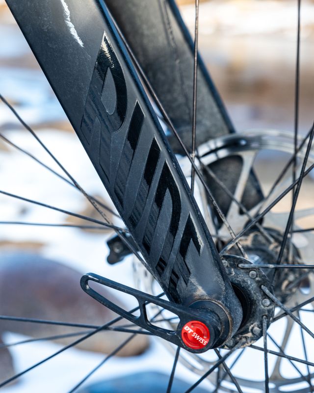 Bicycle wheel, Bicycle tire, Bicycle, Bicycle part, Spoke, Tire, Wheel, Rim, Bicycle drivetrain part, Vehicle, 