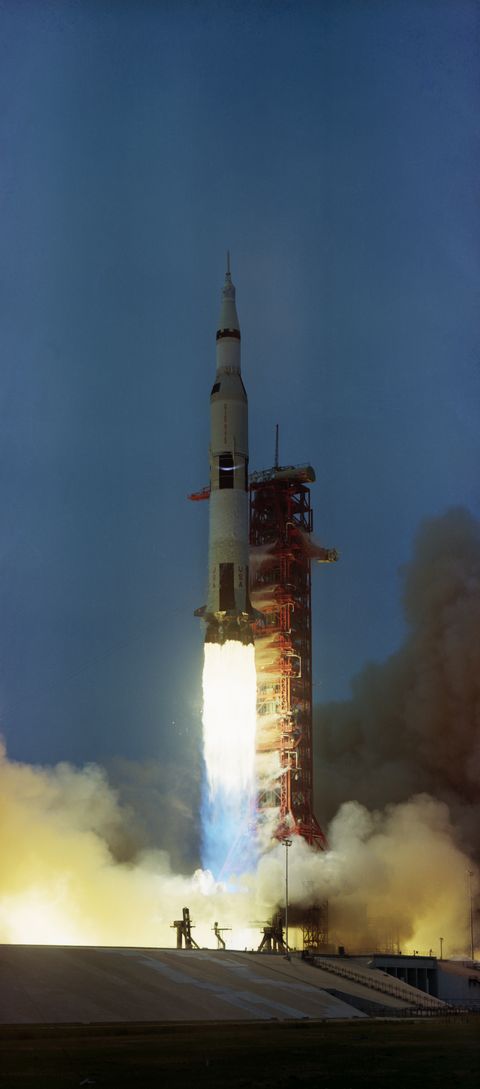 Liftoff of Apollo 13