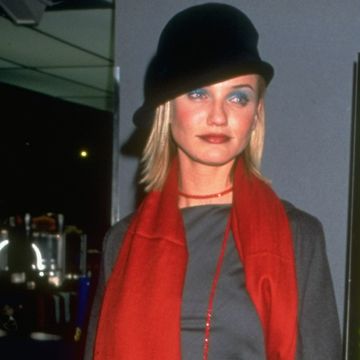 actress cameron diaz wearing a cloche hat    photo by robin platzergetty images