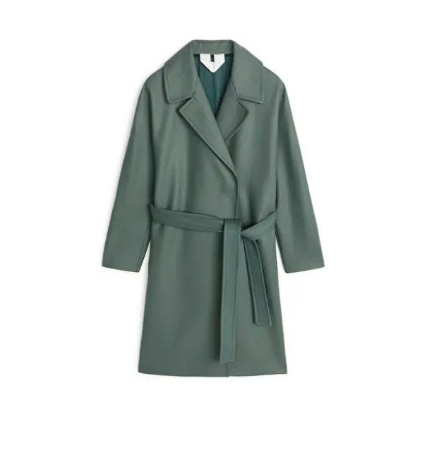 Clothing, Outerwear, Robe, Coat, Trench coat, Sleeve, Overcoat, Dress, Collar, Duster, 