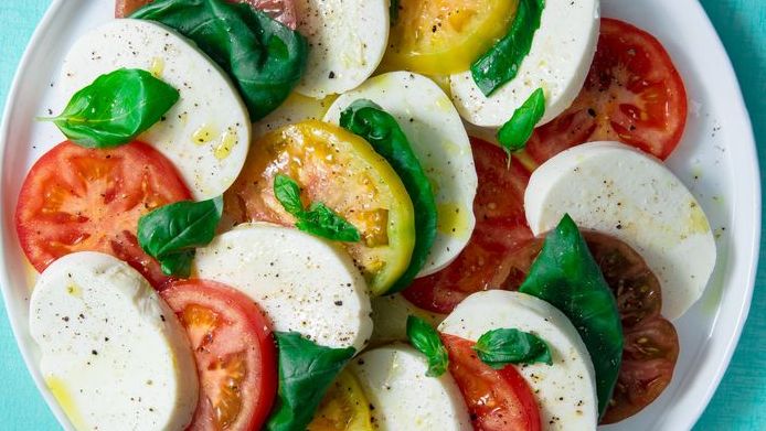 preview for We're Eating This Caprese Salad All Summer Long