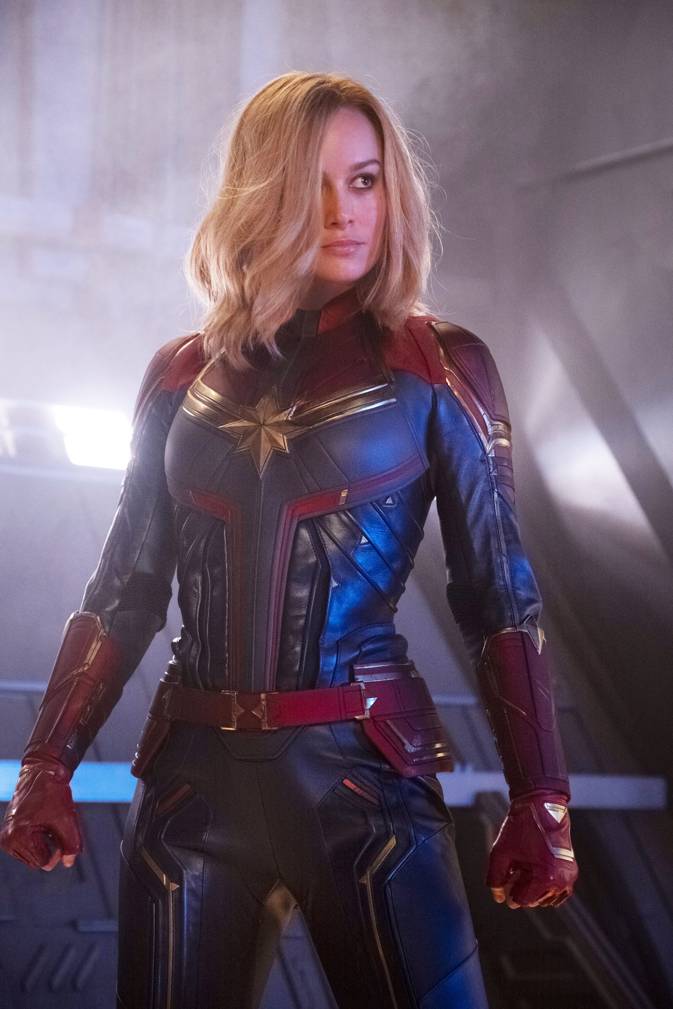 Déguisement Super Héros Femme Capitain Marvel Avengers