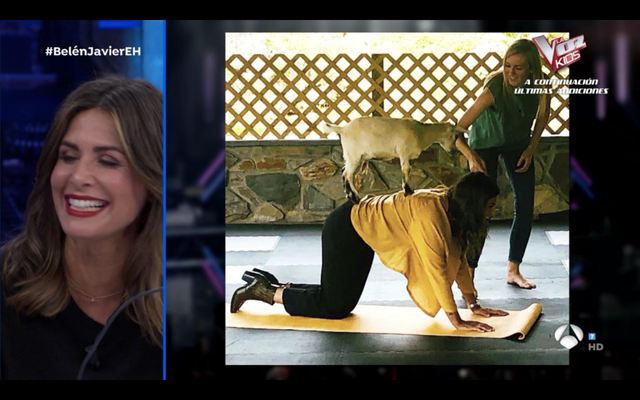Nuria Roca hace yoga con cabras