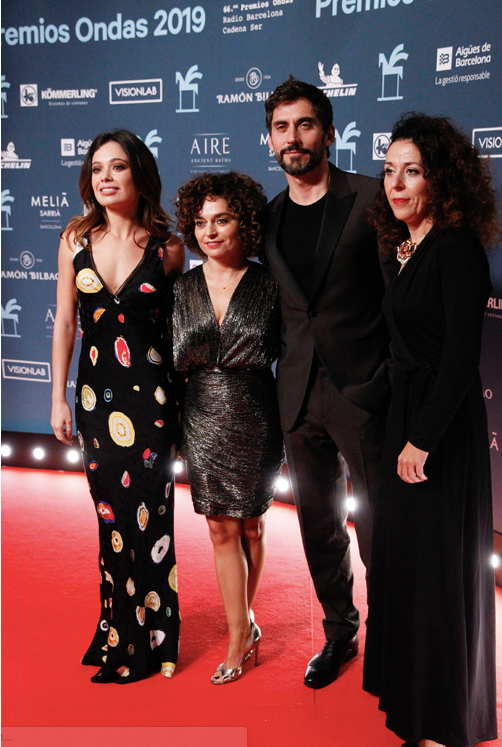 El actor Paco León, protagonista de la serie 'Arde Madrid', prmeiada con un Ondas