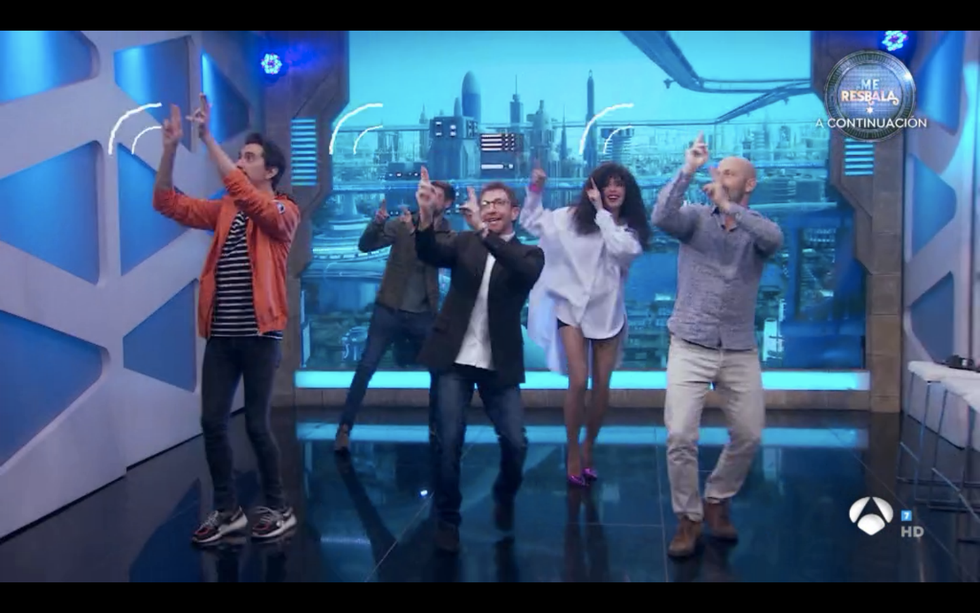 Pilar Rubio sufre una pequeña caída en bailando en el Hormiguero