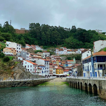pueblo cudillero en asturias
