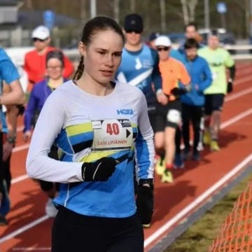 Satu Lipiainen bate el récord mundial de las 12 horas satu lipiainen bate el récord mundial de las 12 horas