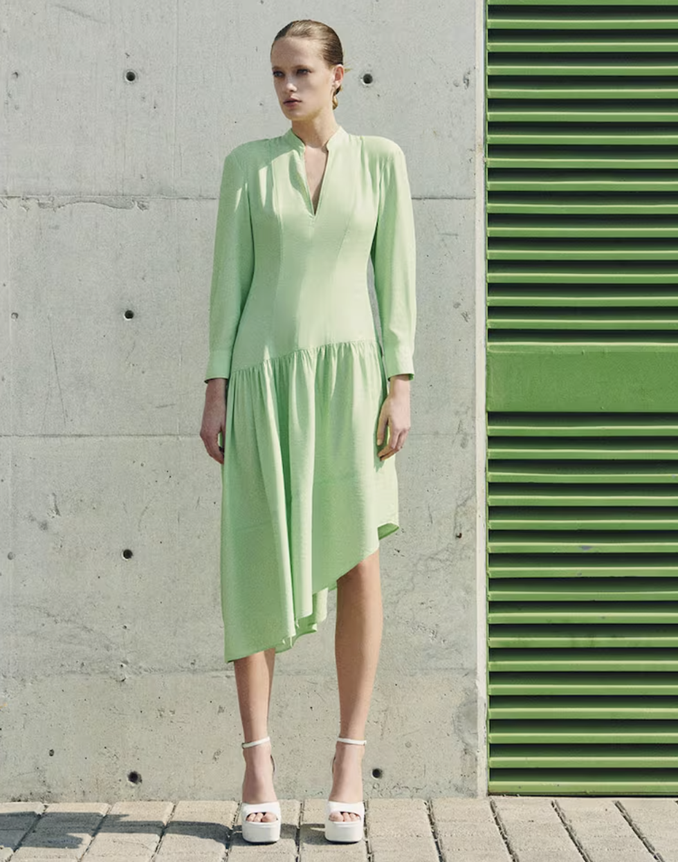Este es el espectacular vestido verde de Sfera con el que podrás