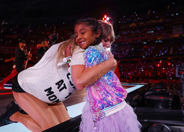 taylor swift abrazo hija kobe bryant