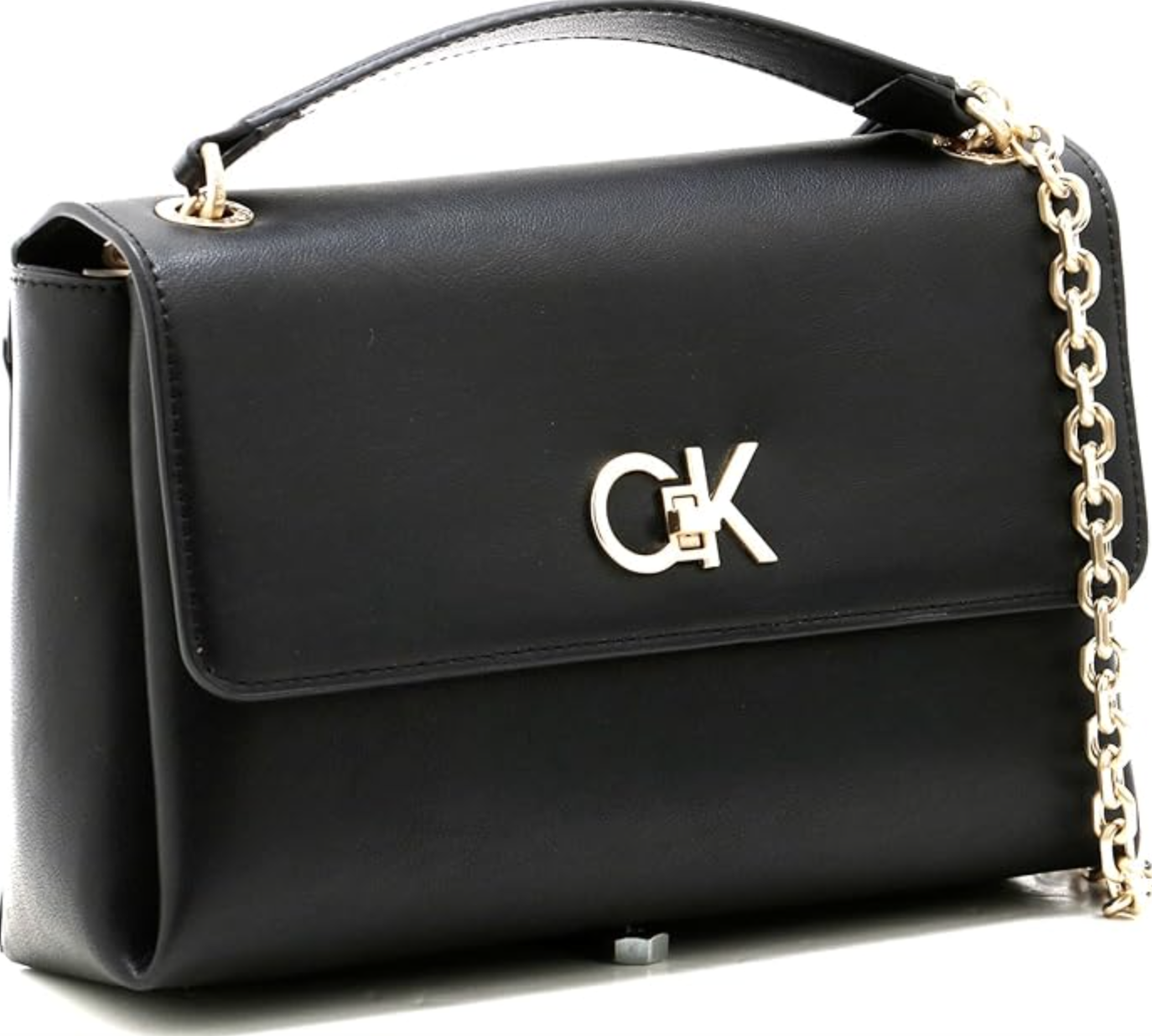 Calvin Klein se adelanta al Black Friday: la oferta flash para conseguir su  bolso viral