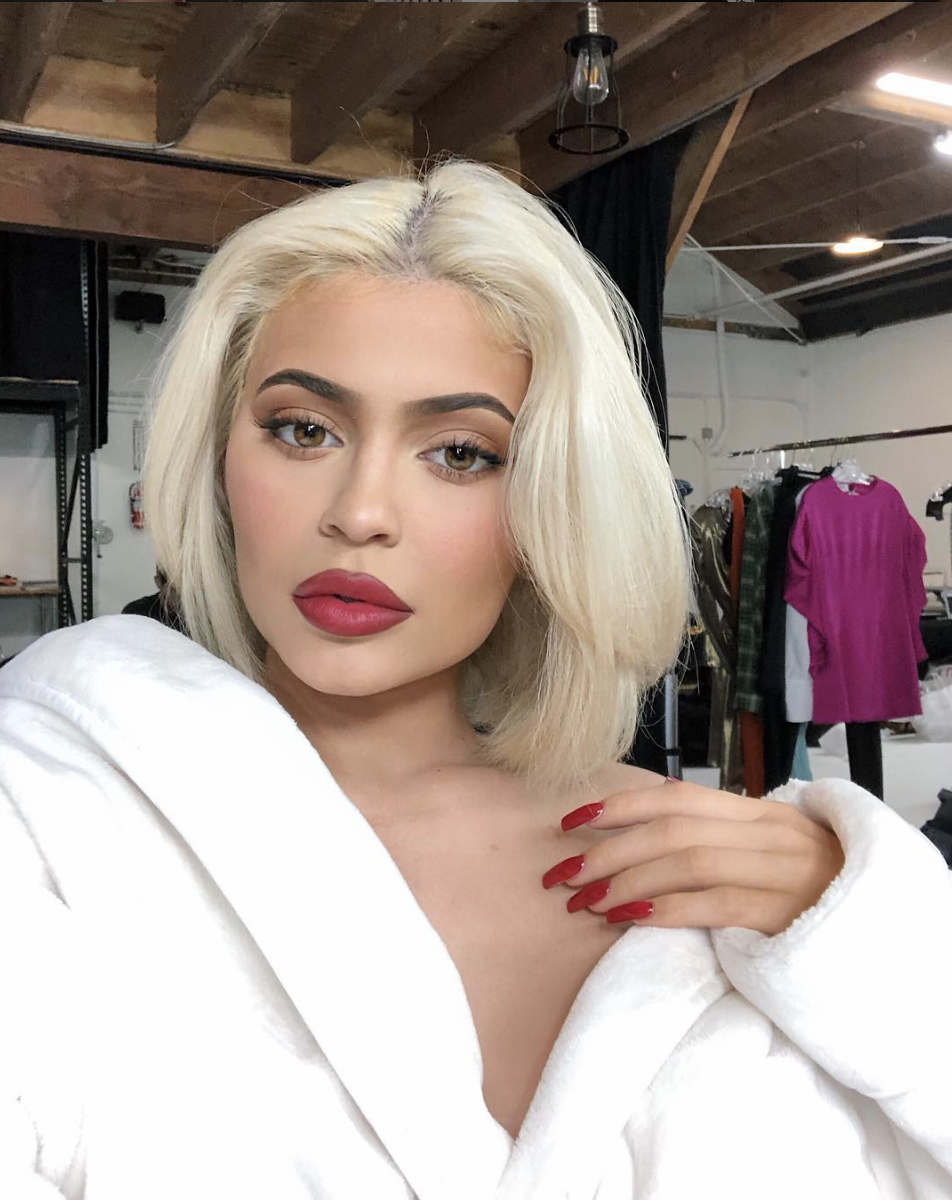 Watch Access Hollywood Interview Kylie Jenner Debuts Platinum Blonde Hair For Girls Night Out