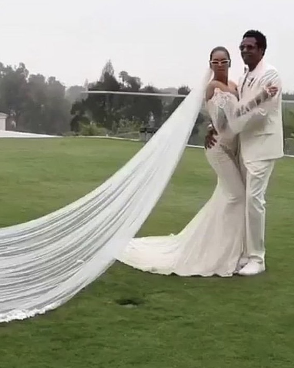 Beyoncé just made a shocking wedding dress confession 8 years later - OK!  Magazine