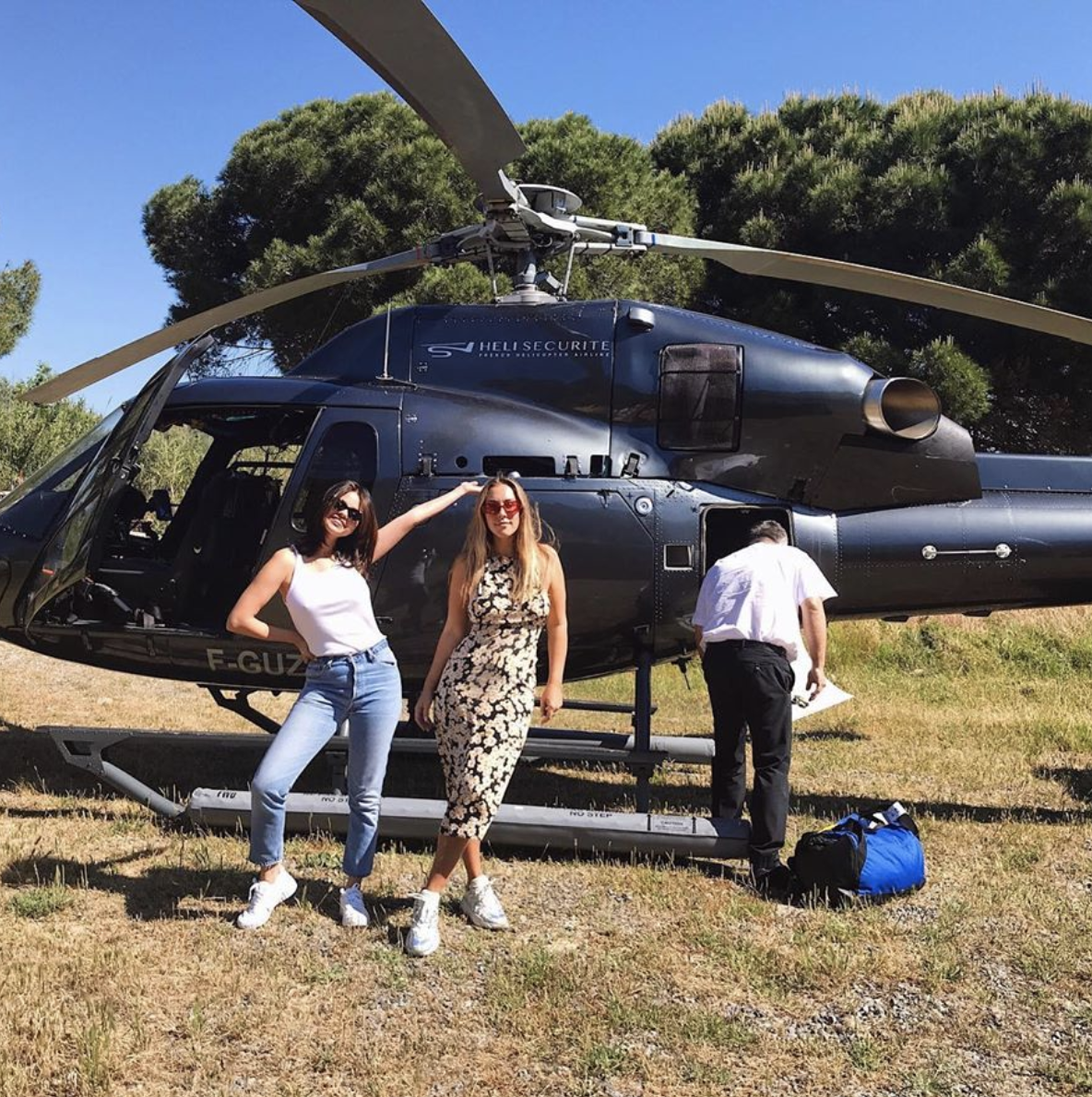 Selena Gomez Wore the Most Casual Outfit to Leave Cannes in a Helicopter