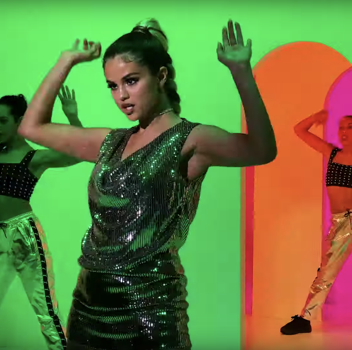 Portal Selena Brasil on X: Confira a tradução da letra completa