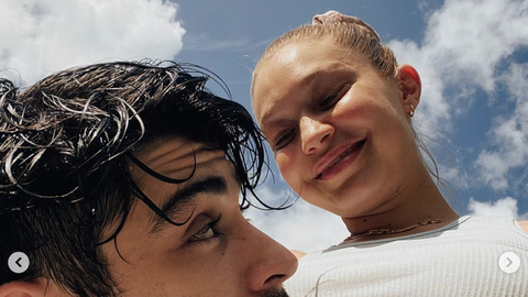 preview for Gigi and Bella Hadid’s Sweetest Sister Moments