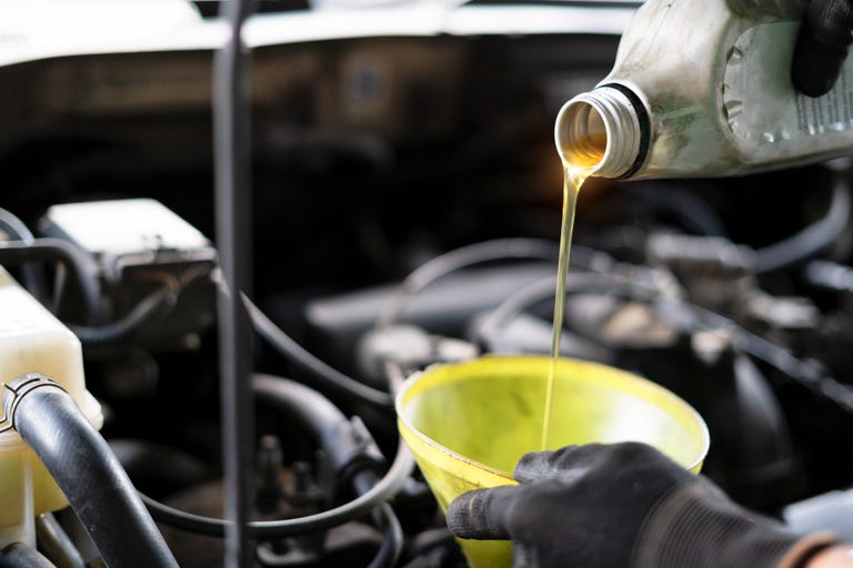 Car maintenance with refueling lubricant oil