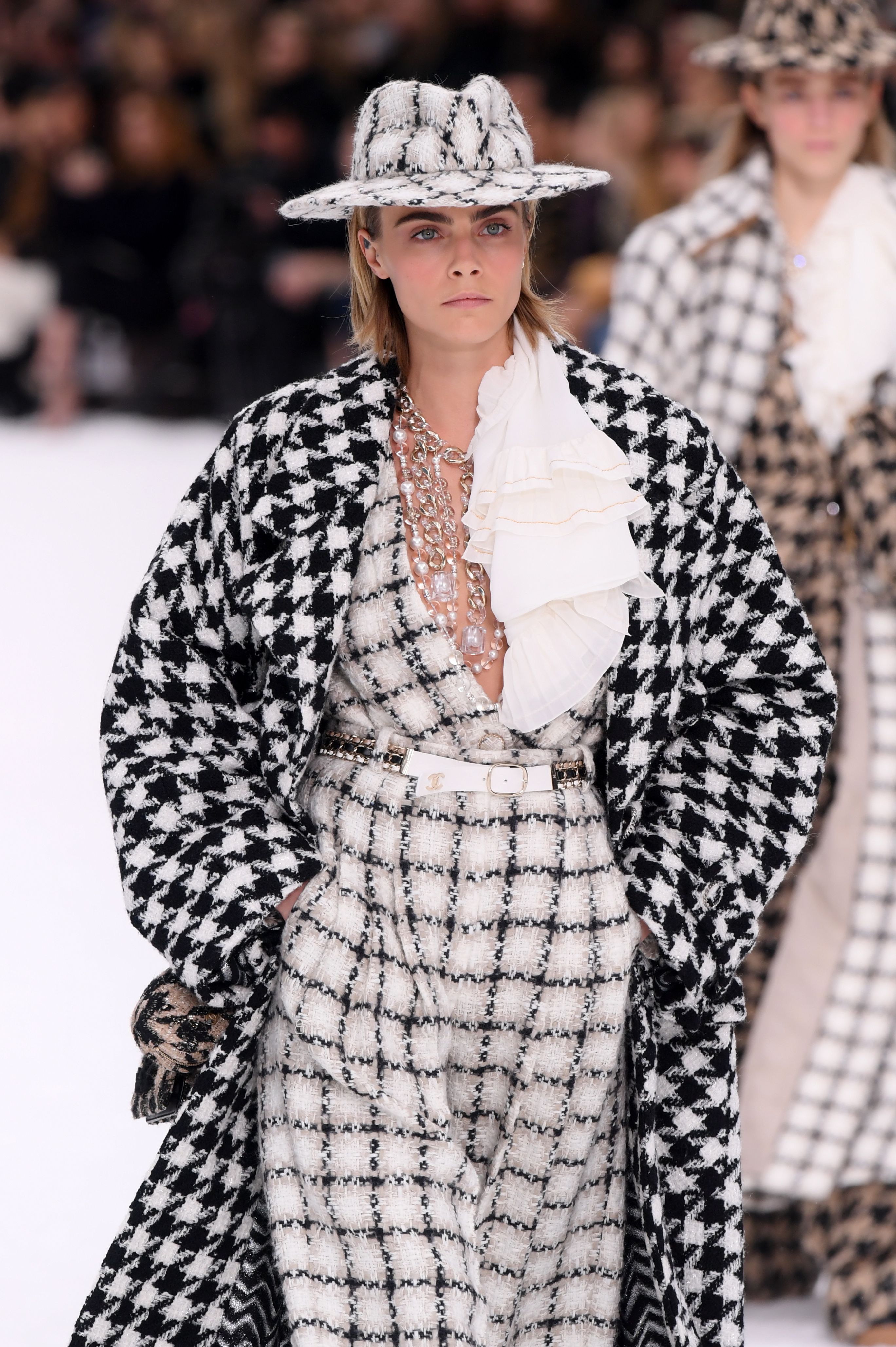 Cara Delevingne Opens Karl Largerfeld's Final Chanel Show With The