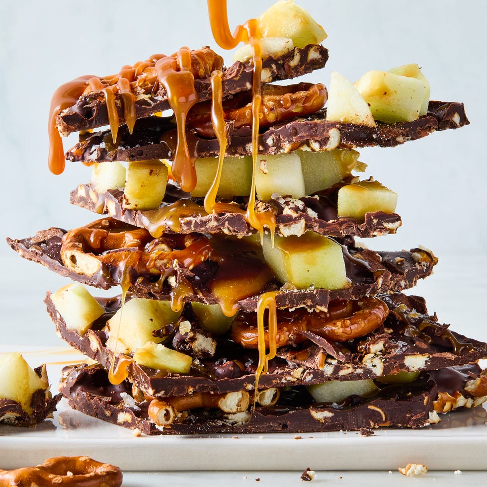 chocolate bark with apple pieces, pretzels and caramel