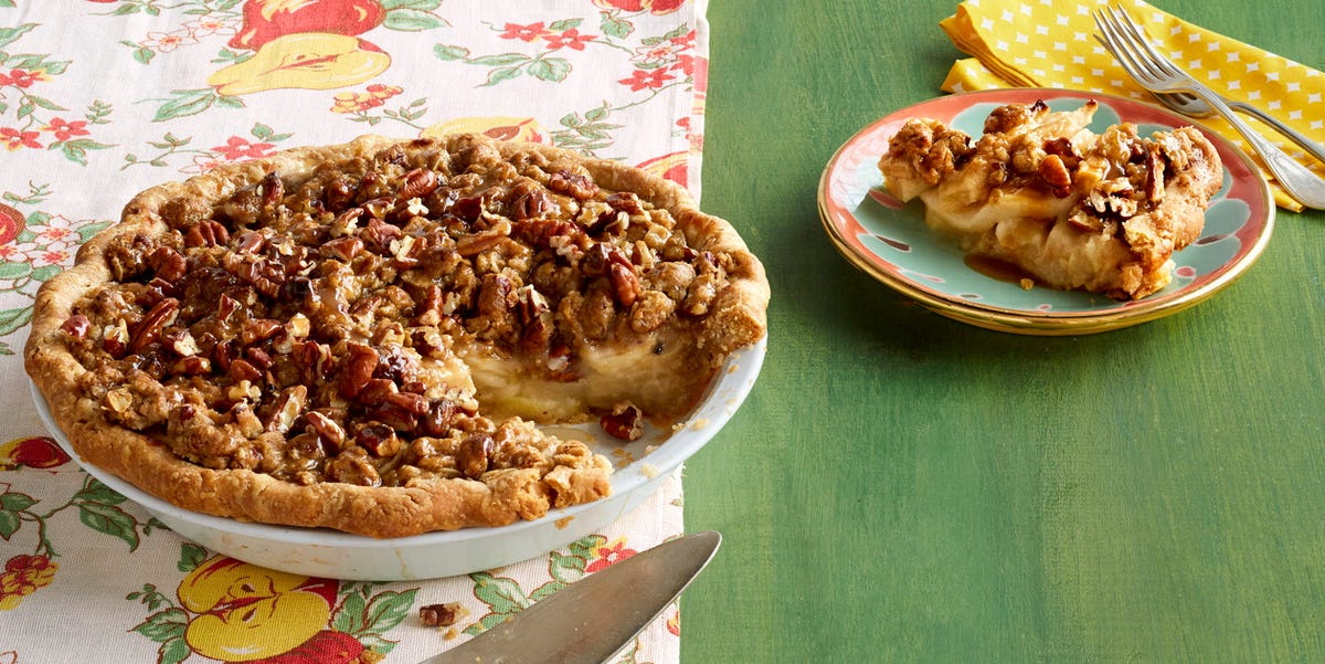 You Must, Must Try This Caramel Apple Pie