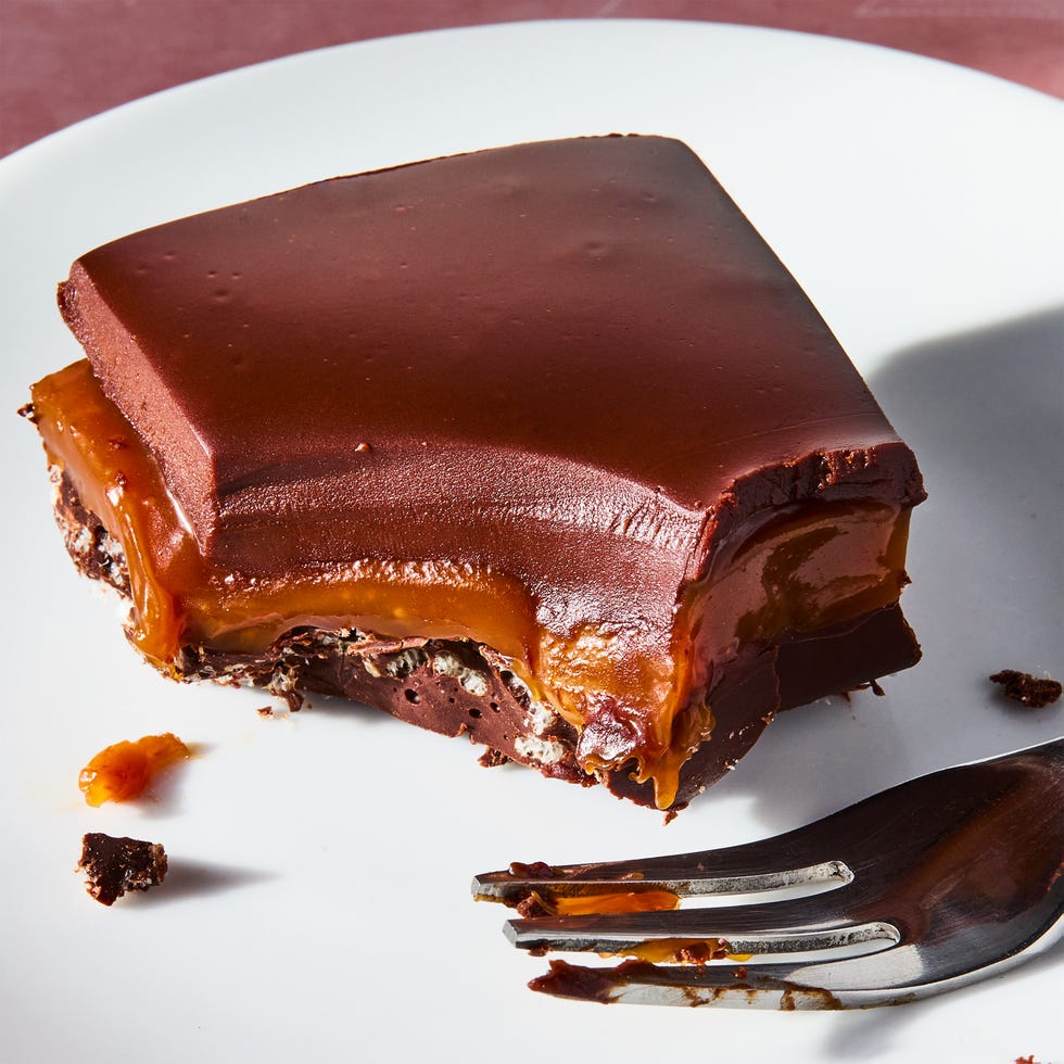Caramel Crunch Bars chocolate and caramel layered dessert bars