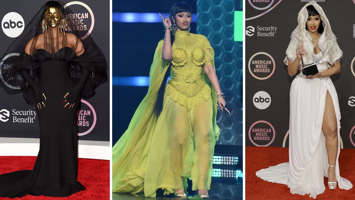preview for 10 Outrageous Celebrity Outfits You’ll Never Forget